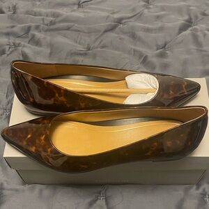 NIB Vionic Tortoiseshell Women's Flats